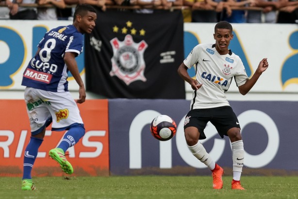 Pedrinho jogou parte do segundo tempo diante da Ferroviária