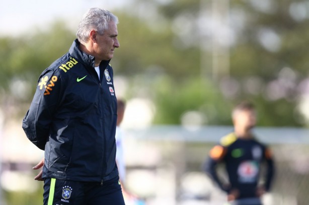 Saudades! Técnico Tite voltou ao CT do Timão nesta segunda-feira