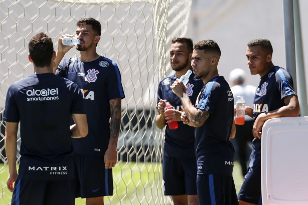 Corinthians e Red Bull se enfrentam pela dcima rodada do Paulisto