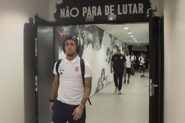 Gabriel no vestiário da Arena Corinthians