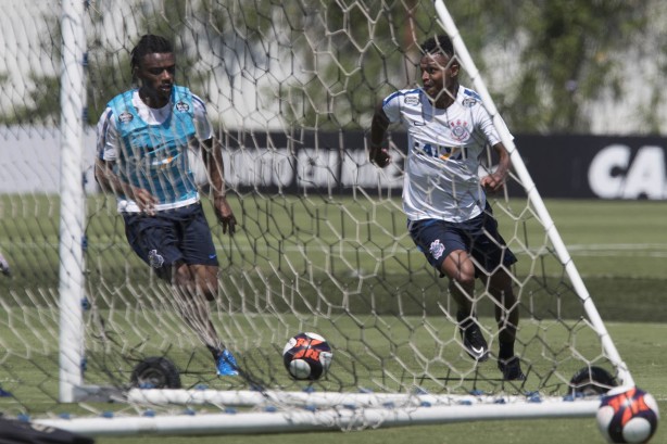 O Corinthians entra em campo neste domingo, no estdio do Morumbi