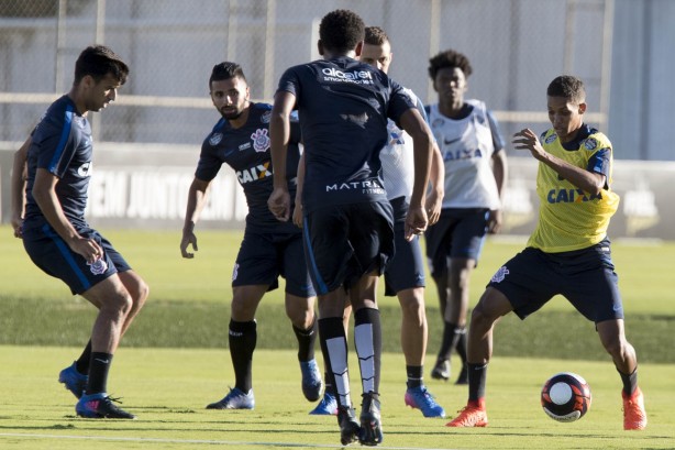 A equipe se prepara para o último compromisso na primeira fase do Paulistão