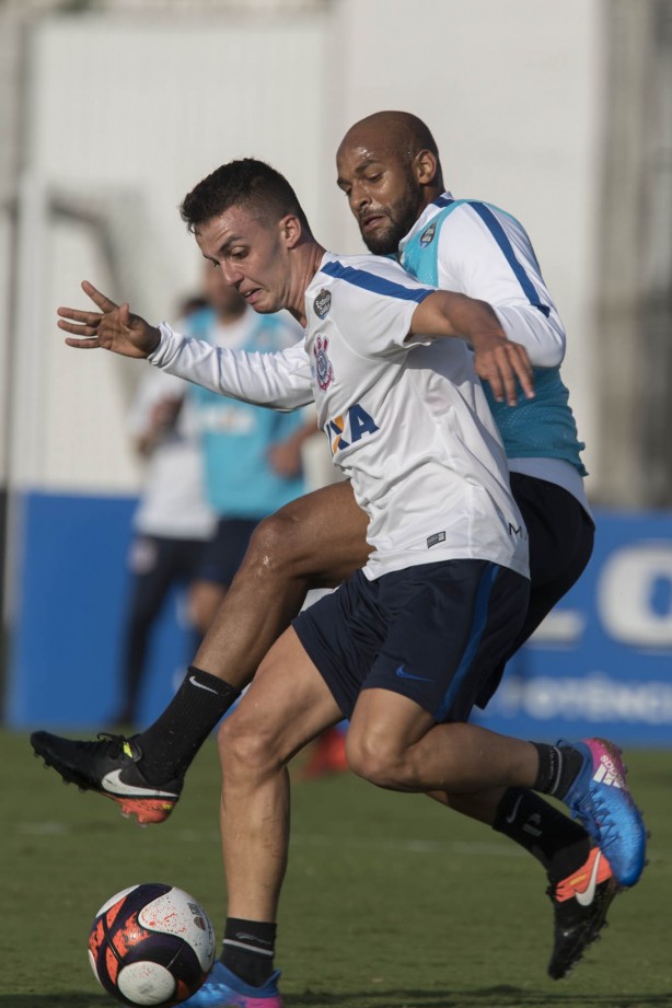 O treino foi a reapresentação do elenco após a vitória de 3 a 1 sobre o Linense, na Arena