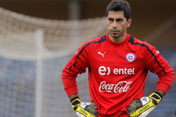 Johnny Herrera foi goleiro do Timo em 2006