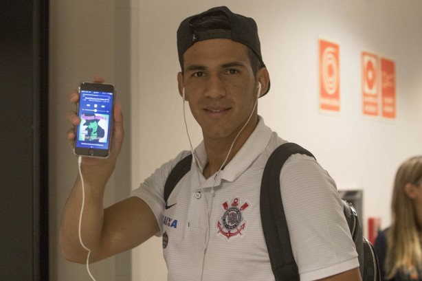 Balbuena no vestiário da Arena antes do duelo contra a La U, pela Sul-Americana