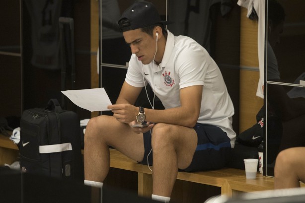 Balbuena no vestiário da Arena antes do jogo contra a La U, pela Sul-Americana