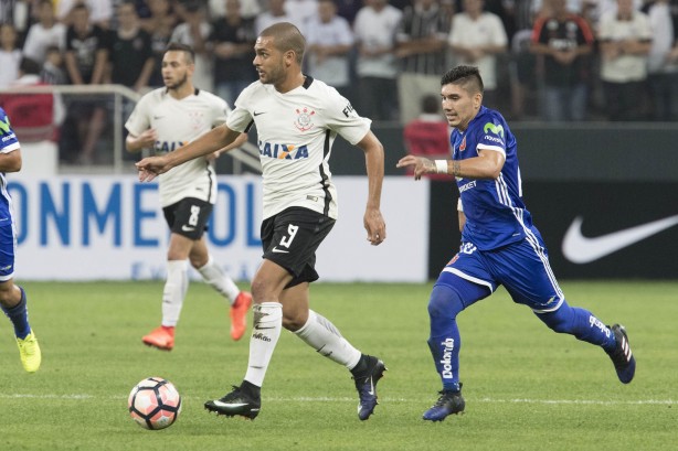 Clayton entra disposto diante do Universidad Católica do Chile na Copa Sul-Americana