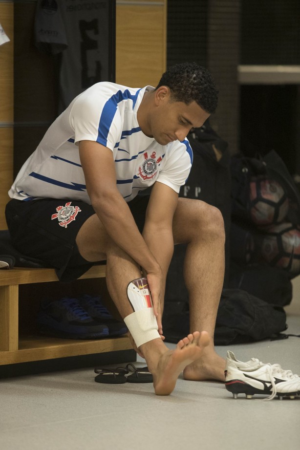 Pablo no vestiário da Arena antes do jogo contra a La U, pela Sul-Americana