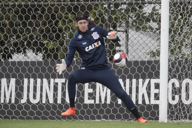 Cássio atento no na atividade desta manhã