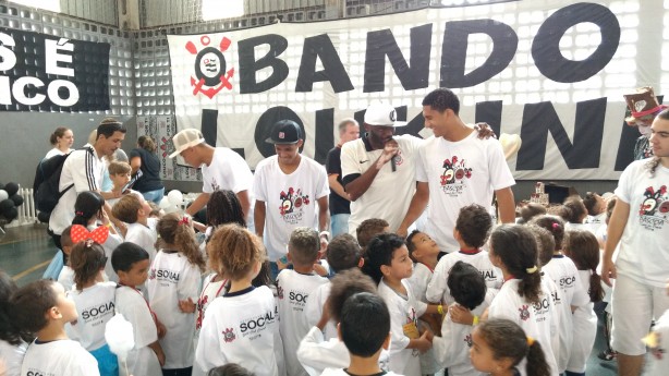 Jogadores do Timão marcaram presença no Parque São Jorge