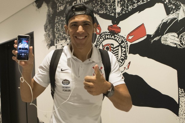 Balbuena chegando à Arena para enfrentar o Internacional, pela Copa do Brasil