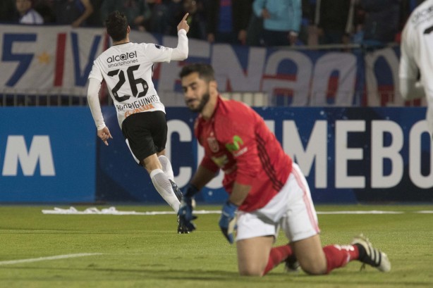 Rodriguinho vem sendo destaque do time, no Chile contra a La U marcou um golaço