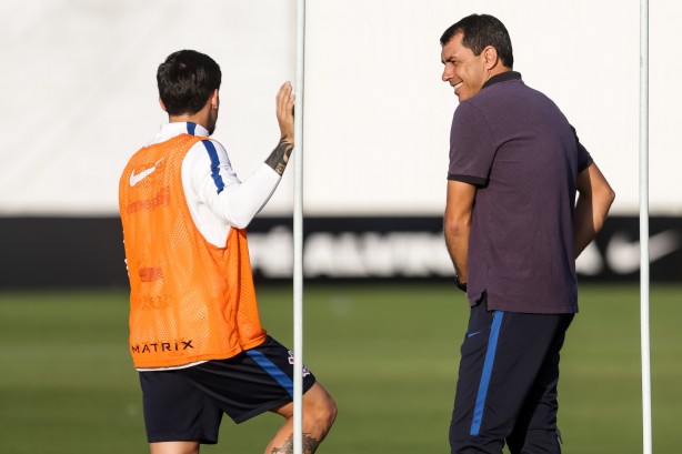 Carille e Fagner durante treino dessa sexta-feira