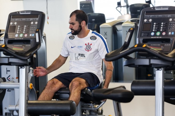 Danilo pode reestrear a qualquer momento. O meia volta de séria lesão