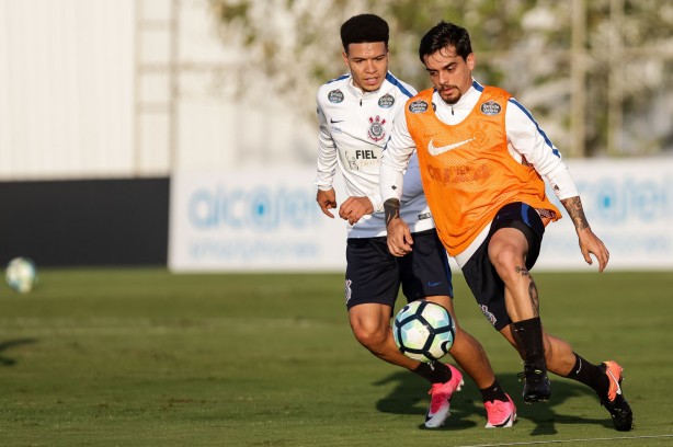 Fagner vai atuar contra a Chapecoense, pela estreia do Brasileirão 2017