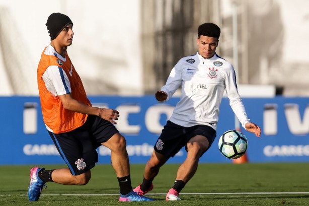 Marquinhos Gabriel e Marciel serão relacionados para o duelo conta a Chapecoense