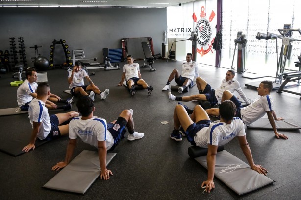 O treino para quem jogou contra a La U foi na academia, o foco agora é na Chapecoense