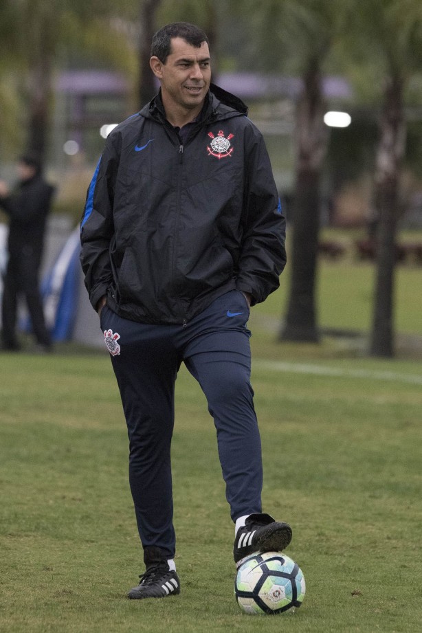 Até Fábio Carille esboçou um atípico sorriso no treinamento dessa tarde