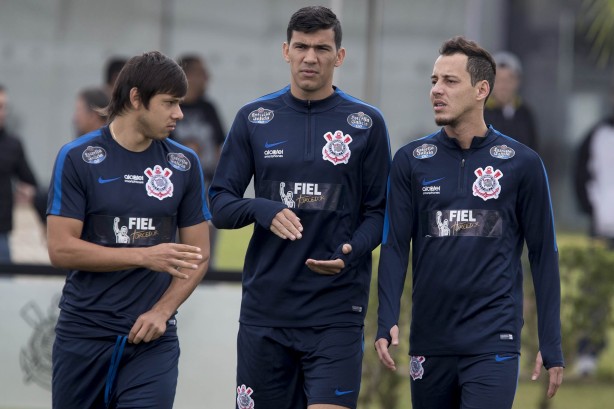 Titulares da partida deste domingo em Salvador