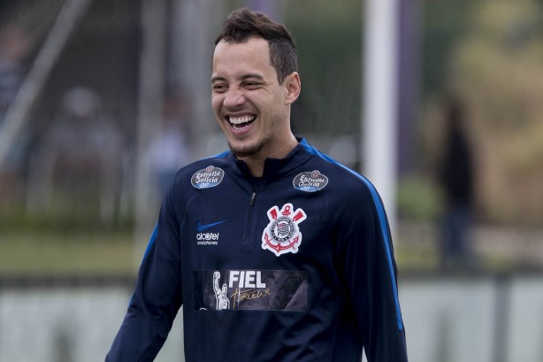 O meia Rodriguinho foi convocado para a seleção de Tite