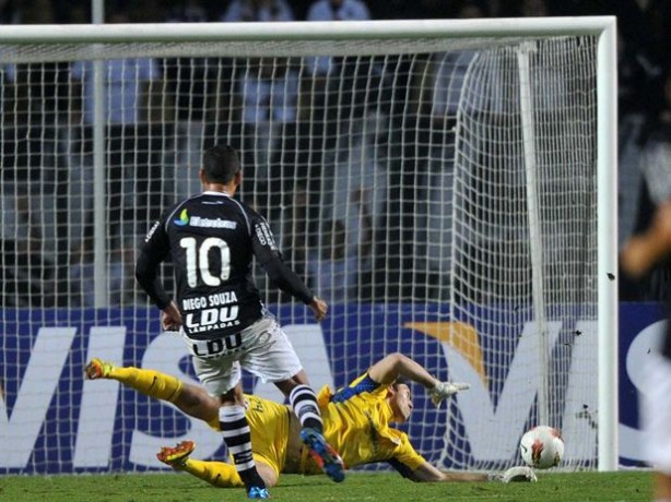 Cássio foi lenda diante do Vasco. Azar do Diego Souza!