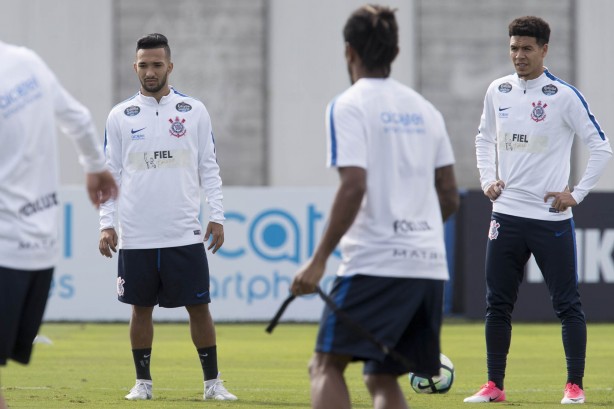 De olho em chance como titulares, Clayson e Marquinhos participaram do treino nesta manh