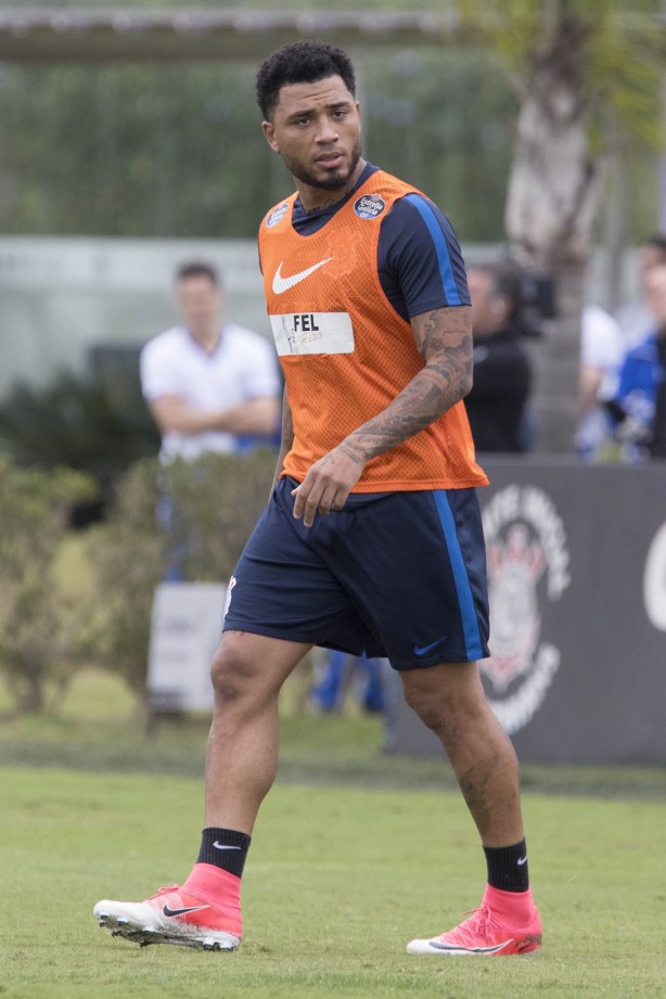 Kazim no treinamento de hoje no CT Joaquim Grava