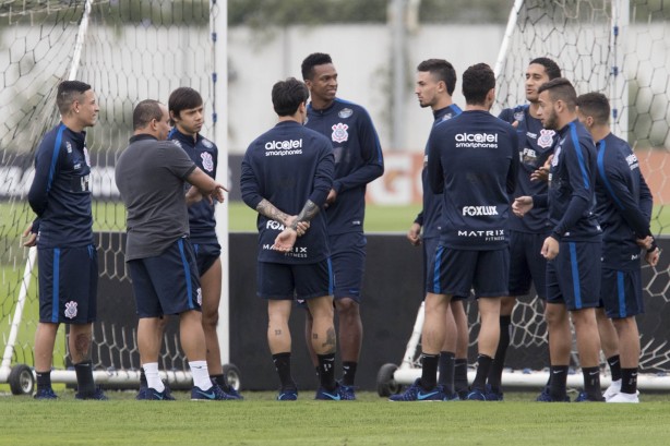 No treino de hoje o foco foi no clássico contra o Santos