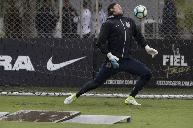 Cássio treina para encarar o Vasco já nessa quarta-feira