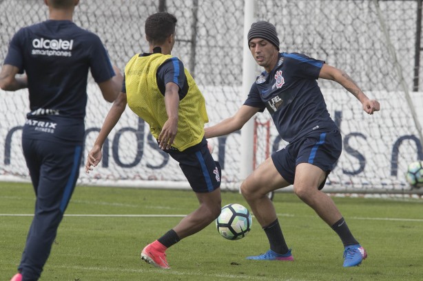 Marciel no treino de reapresentação do Corinthians após o Majestoso na Arena