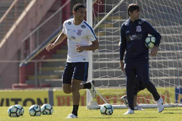 Pablo será titular ao lado de Balbuena neste domingo