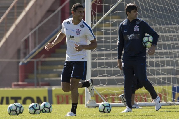 Pablo ser titular ao lado de Balbuena neste domingo