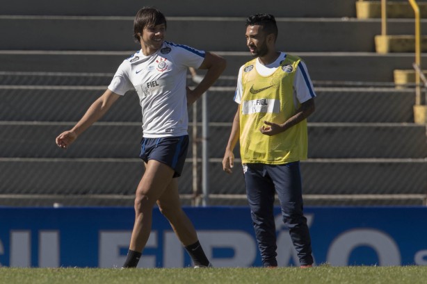 Time participou de treino coletivo bastante descontrado