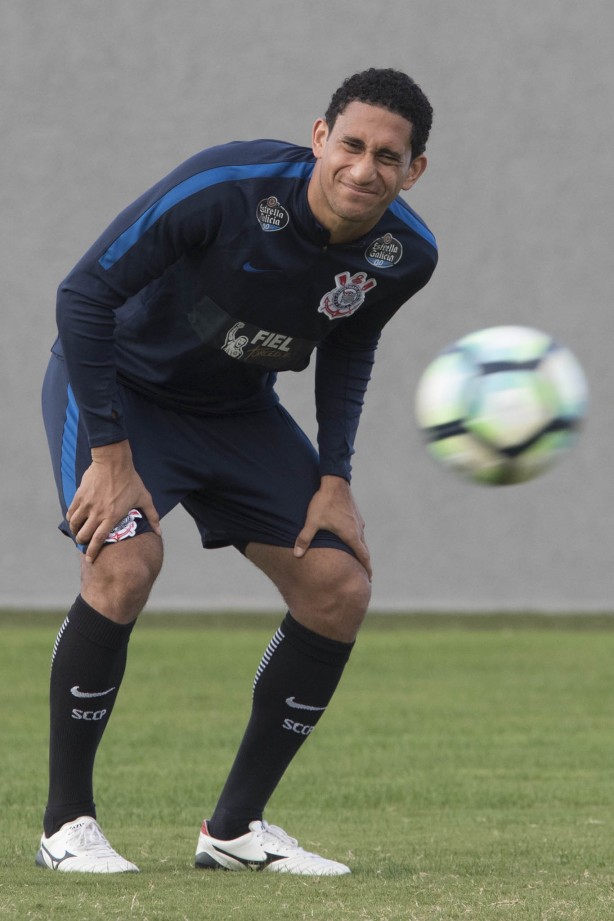 Pablo treina para enfrentar o Bahia, na quinta-feira