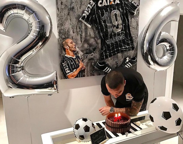Guilherme Torres comemorou aniversário nas cores do Corinthians