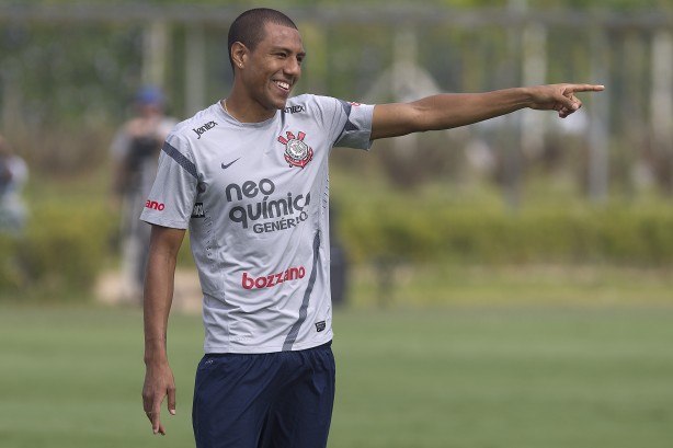 Ramírez foi contrato para assumir o lugar de Elias