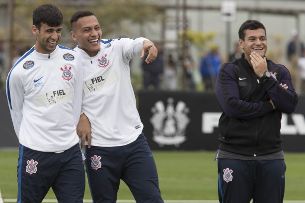 Camacho e Léo Jabá no treino deste sábado. Olha o sorriso dos garotos!