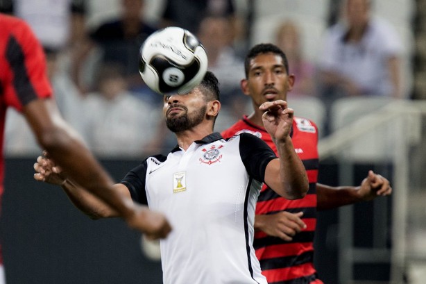 Com a camisa do Oeste, na Arena Corinthians, pelo Paulistão-16