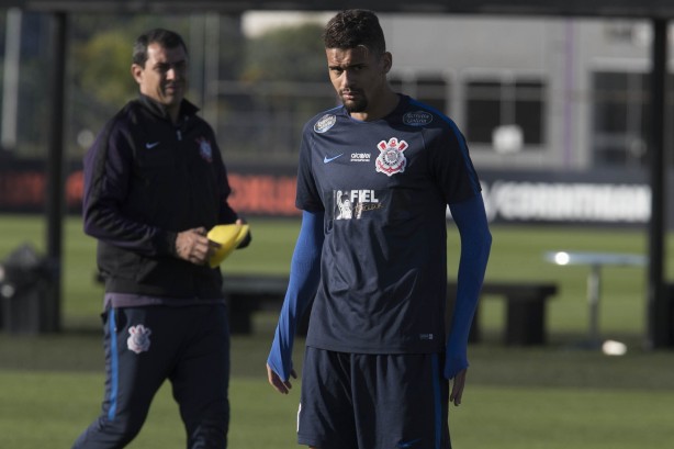 Léo Santos foi um dos garotos promovidos da base para o profissional em 2017
