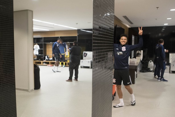 Marquinhos Gabriel no vestiário da Arena antes do jogo contra o Botafogo
