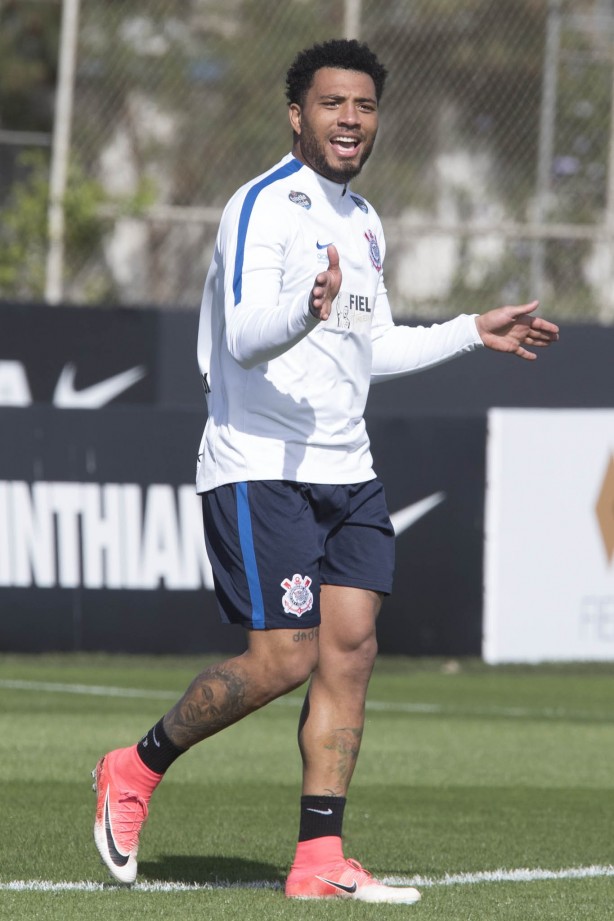 Olha a animação do atacante Kazim no treino de hoje