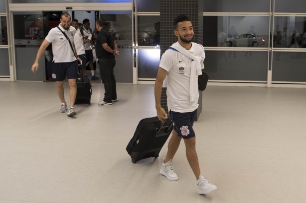 Clayson chega à Arena para duelo contra o Atlético-PR