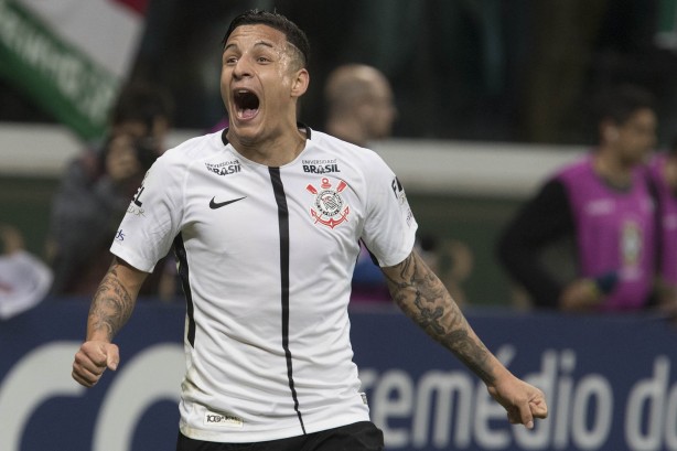 O lateral brilhou muito contra o Palmeiras e marcou o segundo do Timão