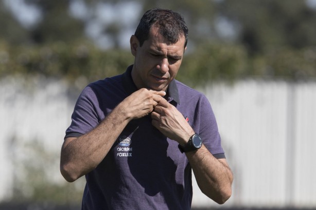 Fábio Carille observou o trabalho dos reservas