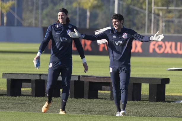 Cássio e Matheus Vidotto durante treino desta tarde