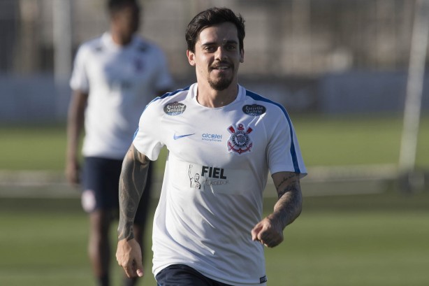 Fagner durante o treino desta tarde