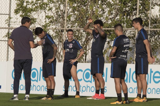 Jogadores treinando