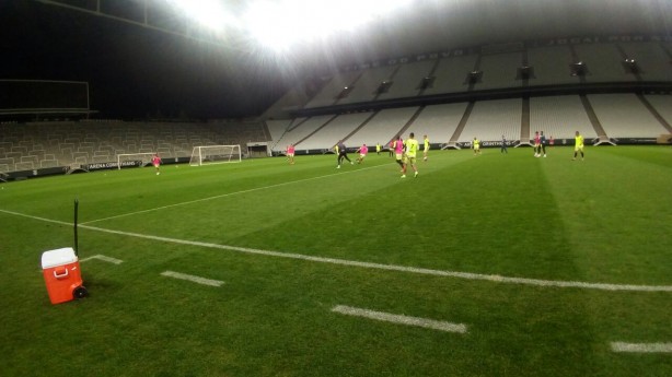 Time colombiano conheceu estrutura do estádio do Timão