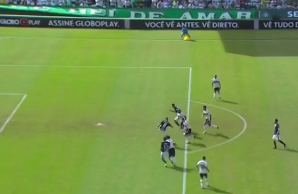 Gol mal anulado de J tirou dois pontos do Corinthians