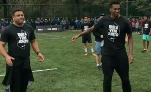 Jô e Ronaldo marcaram presença em evento no Ibirapuera